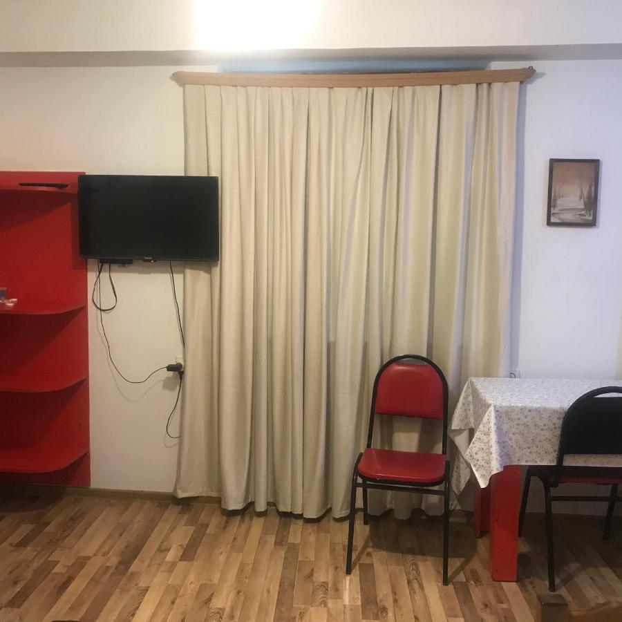 In The Center טביליסי